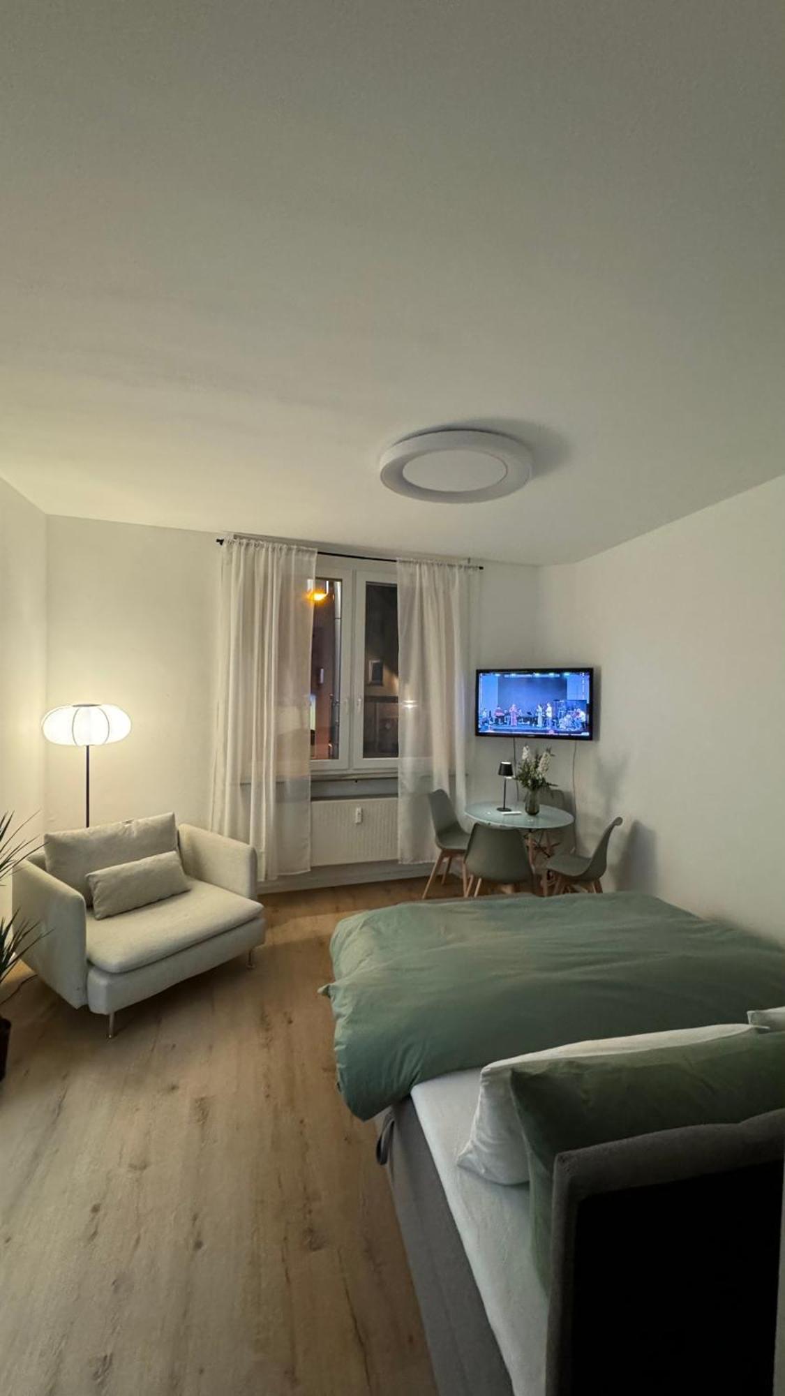 Gemuetliches Design Appartment Weissenthurm Dış mekan fotoğraf